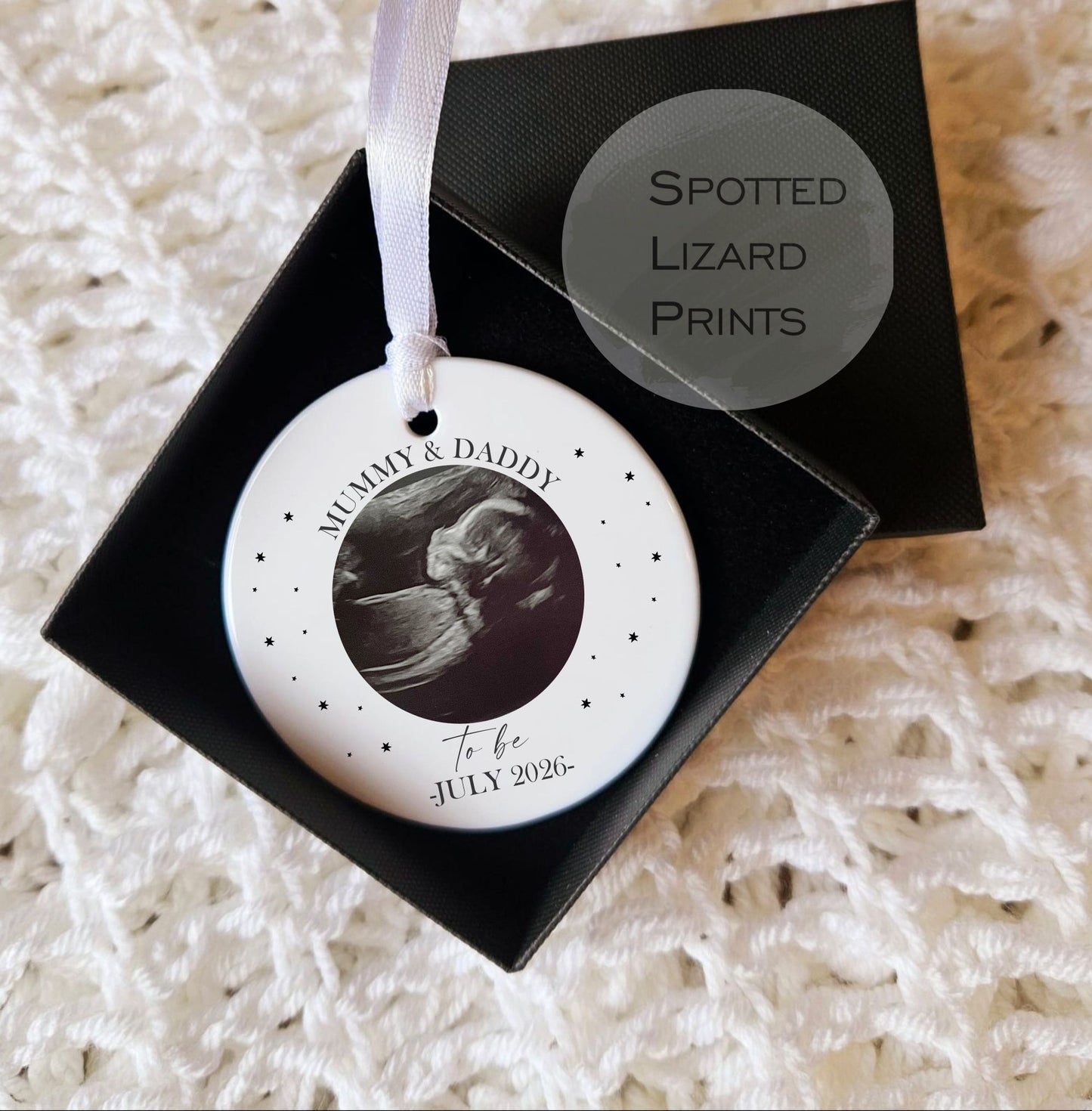 Personalised Mummy & Daddy to be bauble - Scan Photo Gift, Baby Announcement, Coming Soon, Mummy and Daddy Scan Ornament, Hand Printed Gift