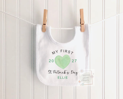 Personalized First St Patrick's Day Baby Outfit | Mo Chéad Lá Fhéile Pádraig Sleepsuit | Irish T-shirt | St Patrick's Day Sweatshirt