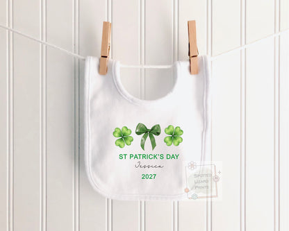Personalized First St Patrick's Day Baby Outfit | Mo Chéad Lá Fhéile Pádraig Sleepsuit | Irish T-shirt | St Patrick's Day Sweatshirt