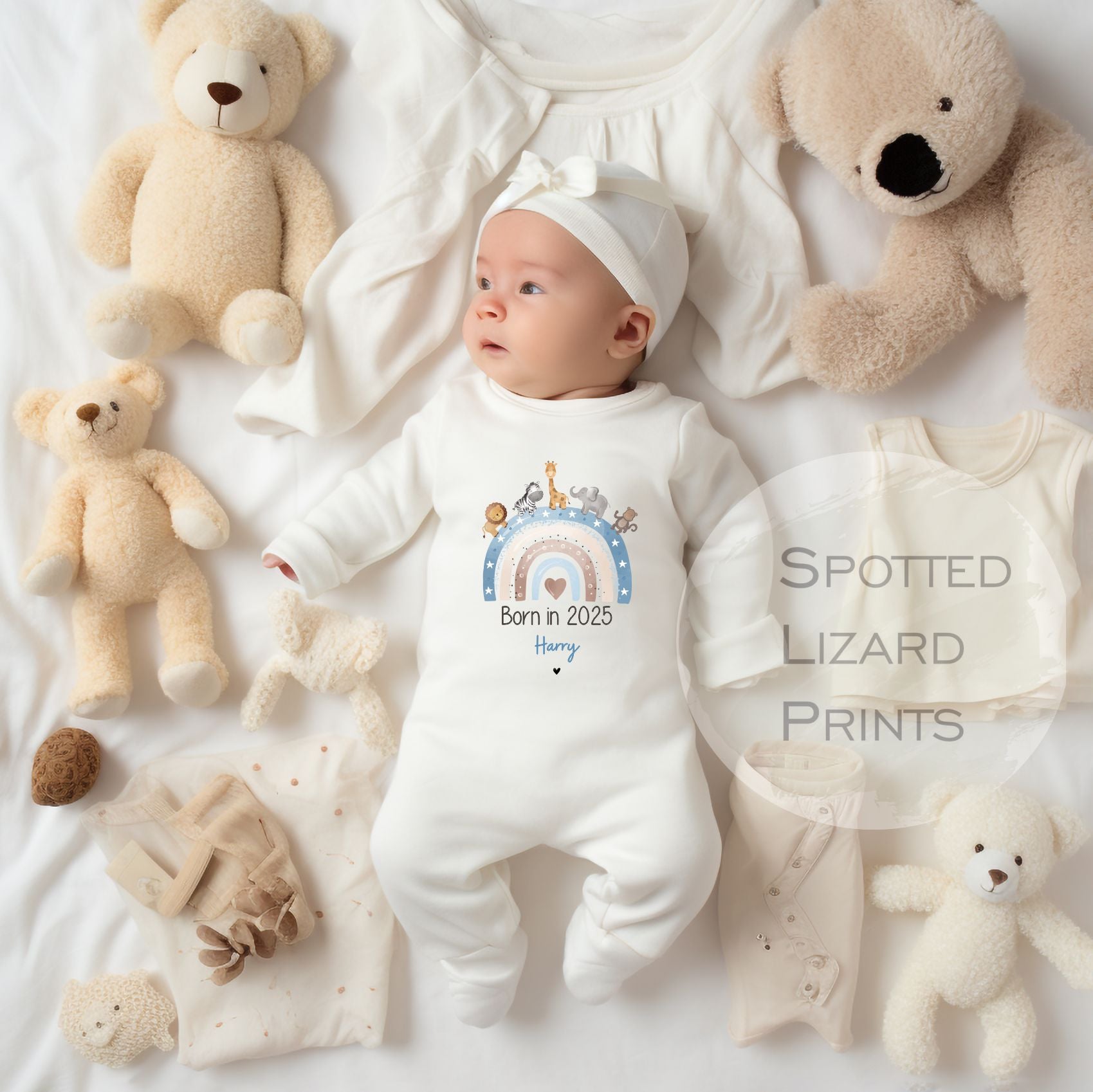 Safari animals Baby clothing personalised with a name born in 2025