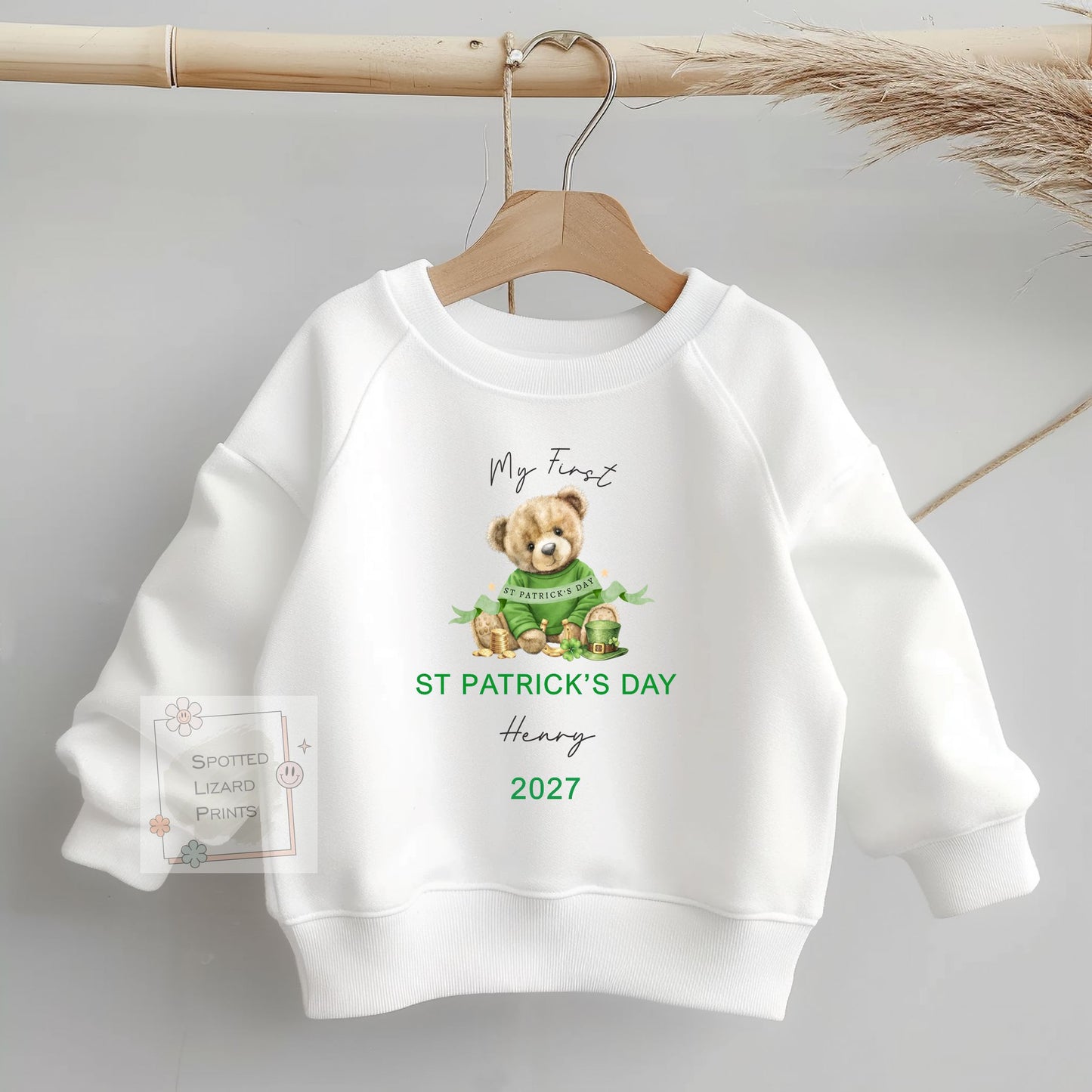 Personalized First St Patrick's Day Baby Outfit | Mo Chéad Lá Fhéile Pádraig Sleepsuit | Irish T-shirt | St Patrick's Day Sweatshirt