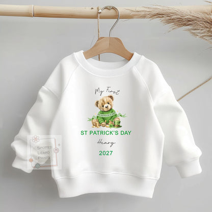 Personalized First St Patrick's Day Baby Outfit | Mo Chéad Lá Fhéile Pádraig Sleepsuit | Irish T-shirt | St Patrick's Day Sweatshirt