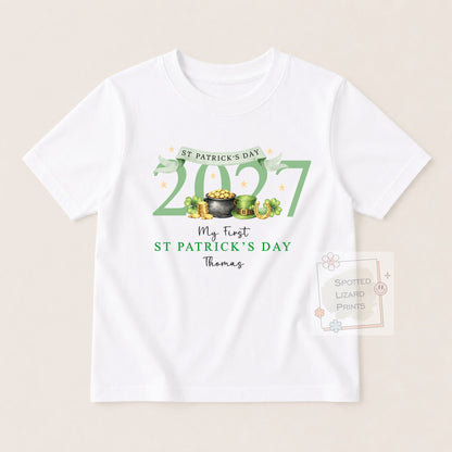 Personalized First St Patrick's Day Baby Outfit | Mo Chéad Lá Fhéile Pádraig Sleepsuit | Irish T-shirt | St Patrick's Day Sweatshirt