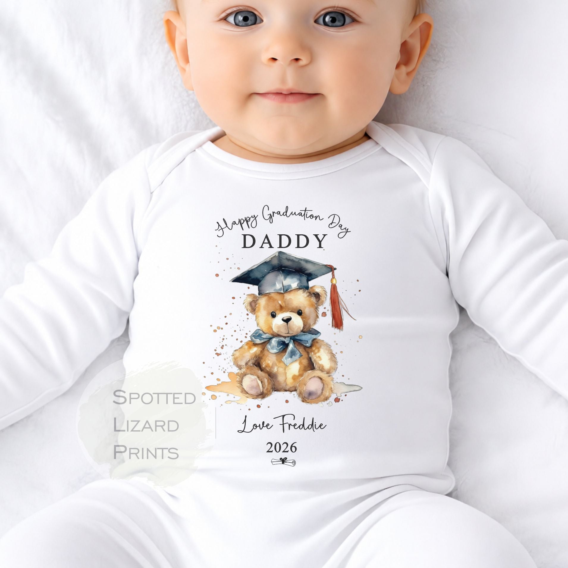Personalised Happy Graduation Daddy, Graduation Mummy, Auntie, Uncle Baby Outfit - Congratulation on your Graduation Day Babygrow | Vest