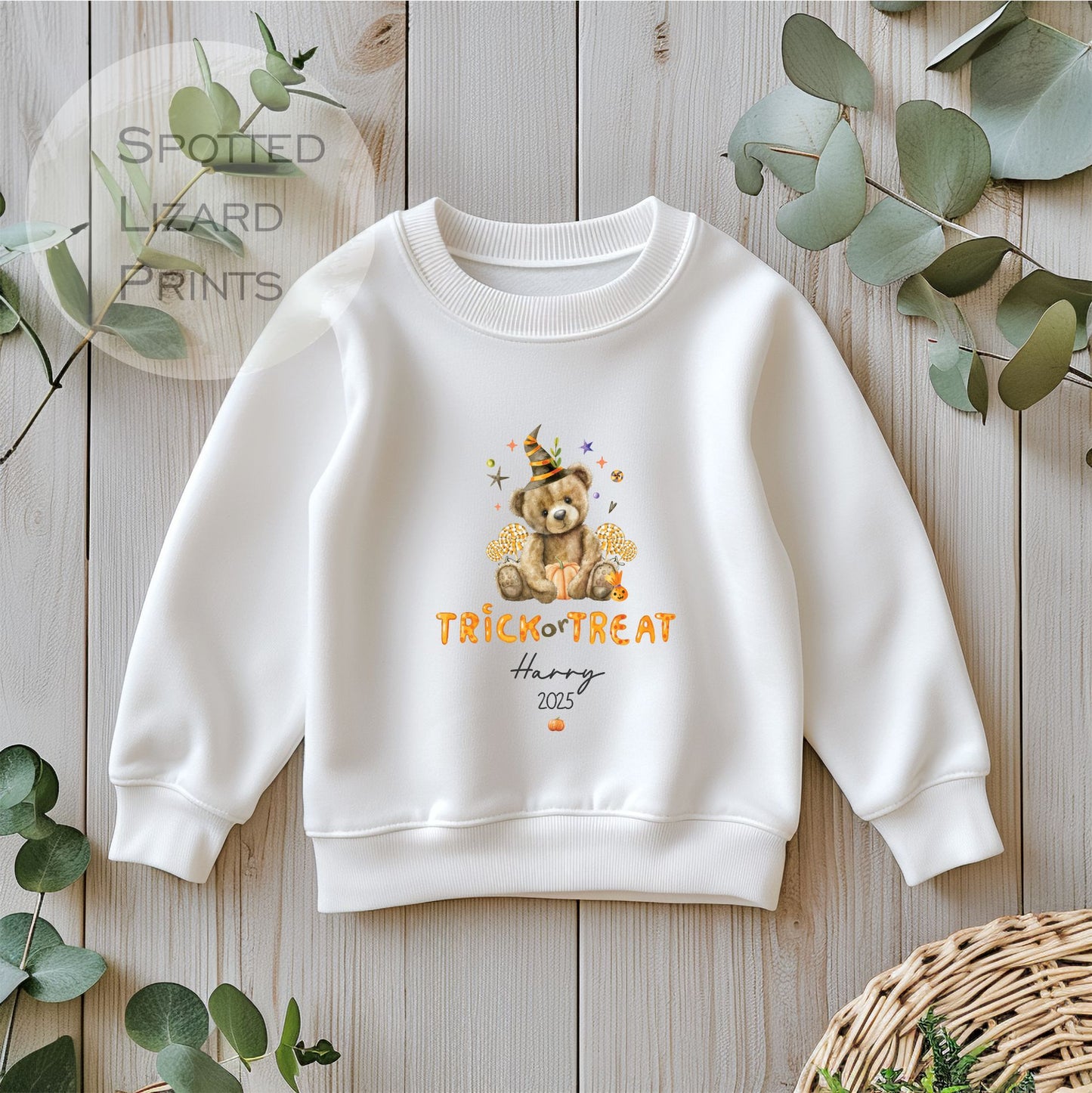 Personalised Cute Halloween Kids Sweatshirt Cute Pumpkin, Unisex Halloween Outfit, Spooky Outfit Trick or Treat Sweatshirt, Halloween jumper