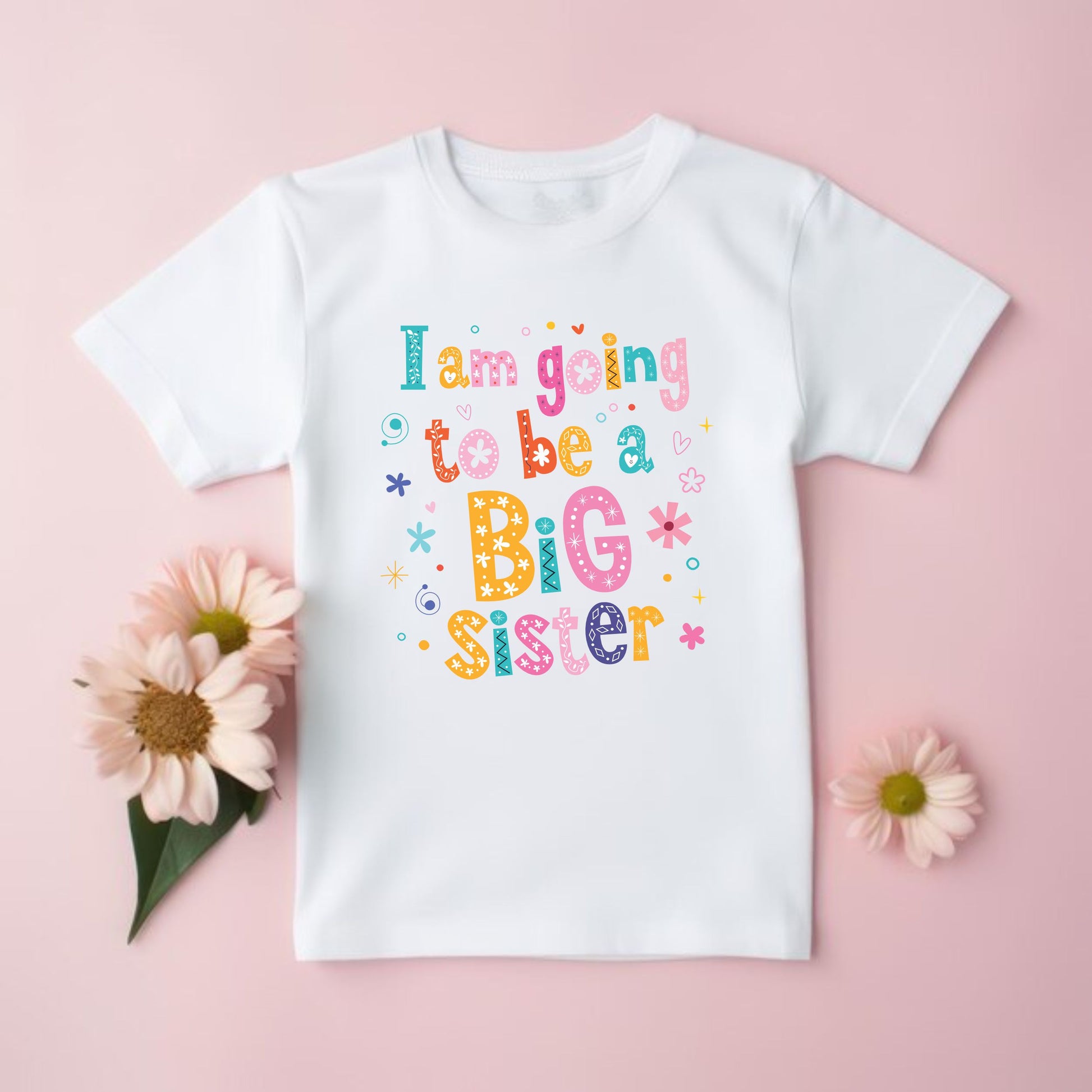 Pregnancy announcement T-shirt personalised with a name